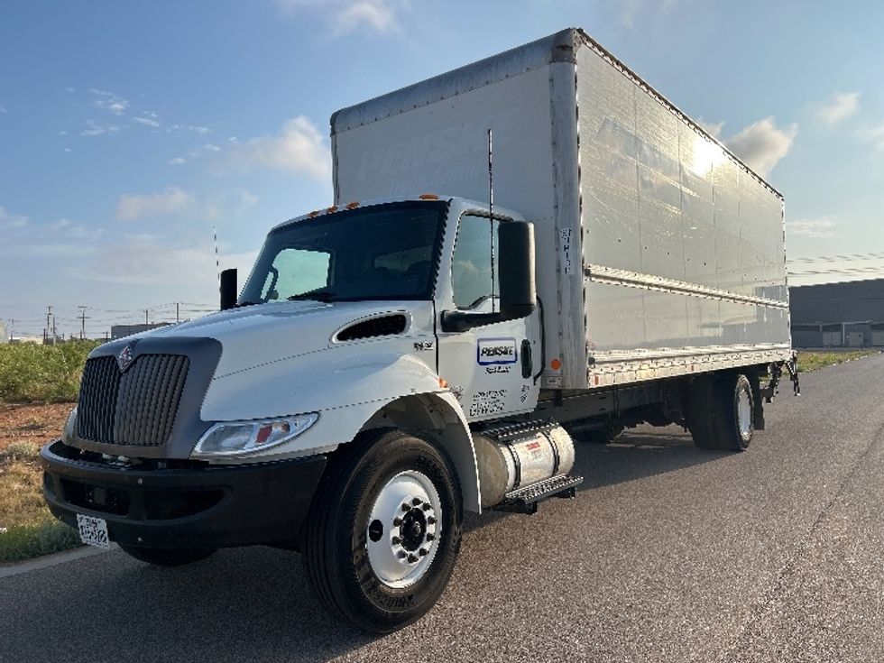 Medium Duty Box Truck-Light and Medium Duty Trucks-International-2022-MV607-Odessa-TX-153,983\n\t\tmiles-$ 63,500 - Image 3