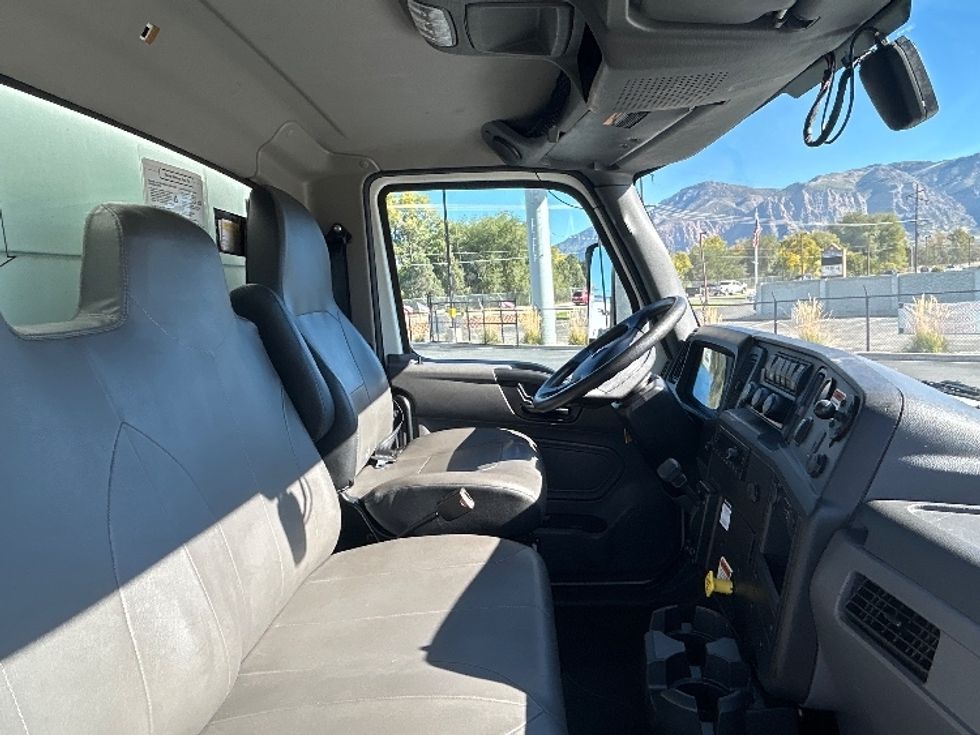 Medium Duty Box Truck-Light and Medium Duty Trucks-International-2022-MV607-Ogden-UT-215,760\n\t\tmiles-$ 47,250 - Image 22