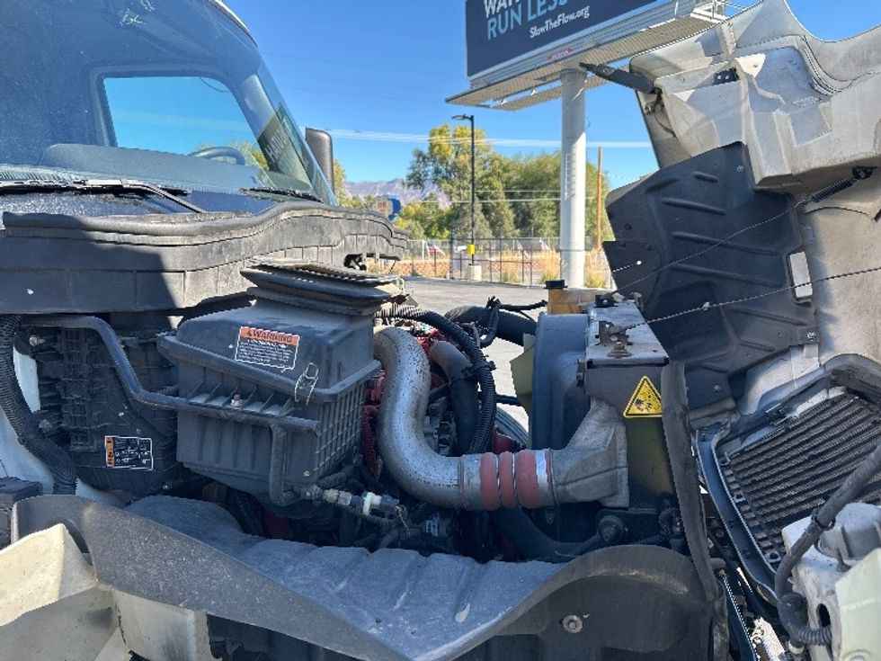 Medium Duty Box Truck-Light and Medium Duty Trucks-International-2022-MV607-Ogden-UT-215,760\n\t\tmiles-$ 47,250 - Image 23