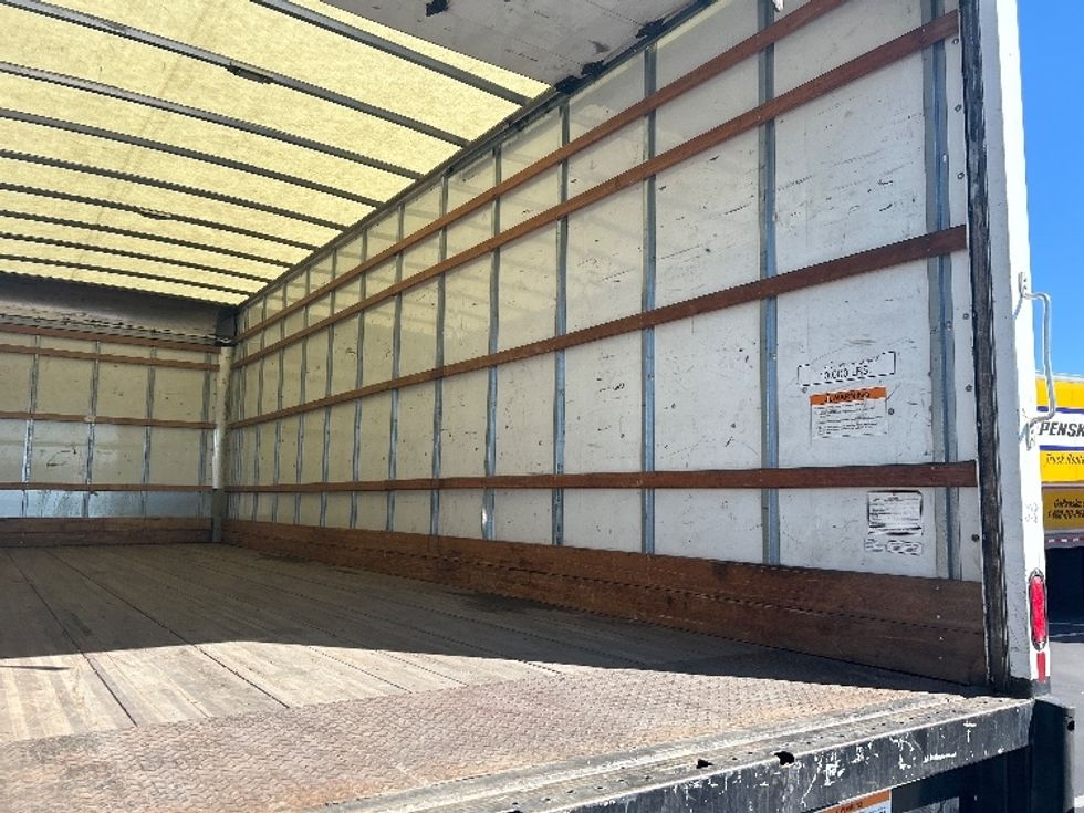 Medium Duty Box Truck-Light and Medium Duty Trucks-International-2022-MV607-Ogden-UT-228,067\n\t\tmiles-$ 45,000 - Image 12