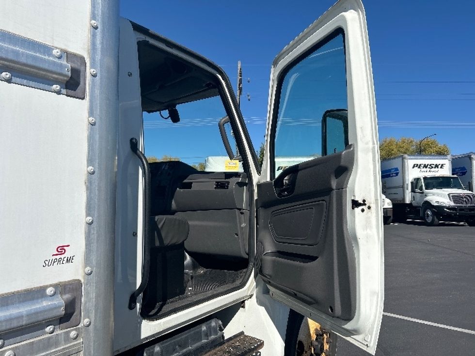 Medium Duty Box Truck-Light and Medium Duty Trucks-International-2022-MV607-Ogden-UT-228,067\n\t\tmiles-$ 45,000 - Image 20