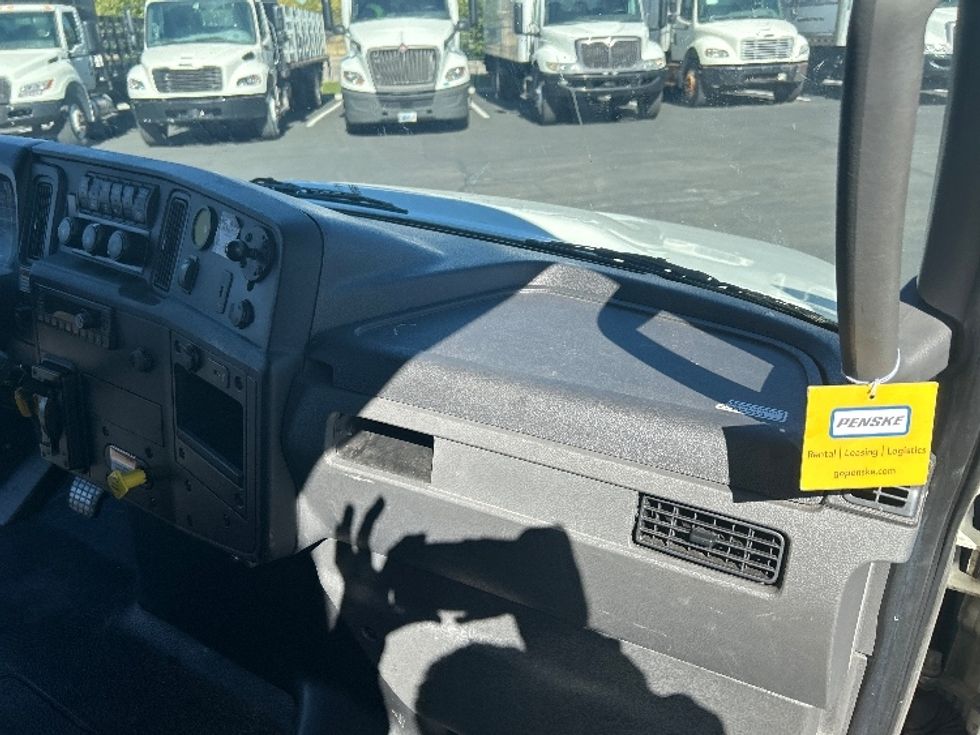 Medium Duty Box Truck-Light and Medium Duty Trucks-International-2022-MV607-Ogden-UT-228,067\n\t\tmiles-$ 45,000 - Image 21