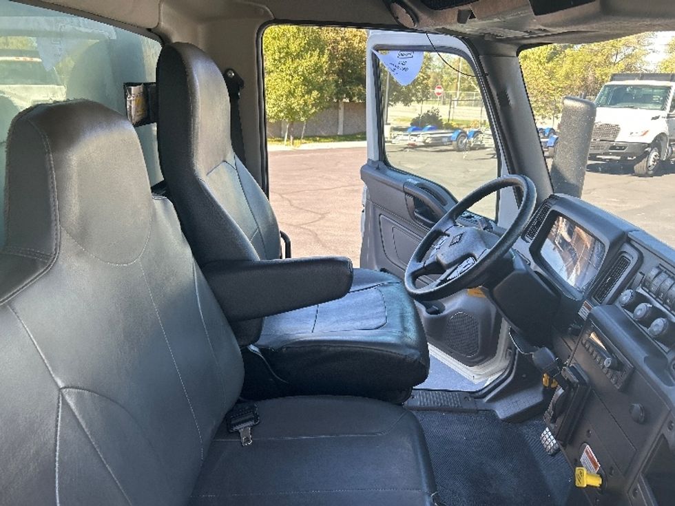 Medium Duty Box Truck-Light and Medium Duty Trucks-International-2022-MV607-Ogden-UT-228,067\n\t\tmiles-$ 45,000 - Image 22