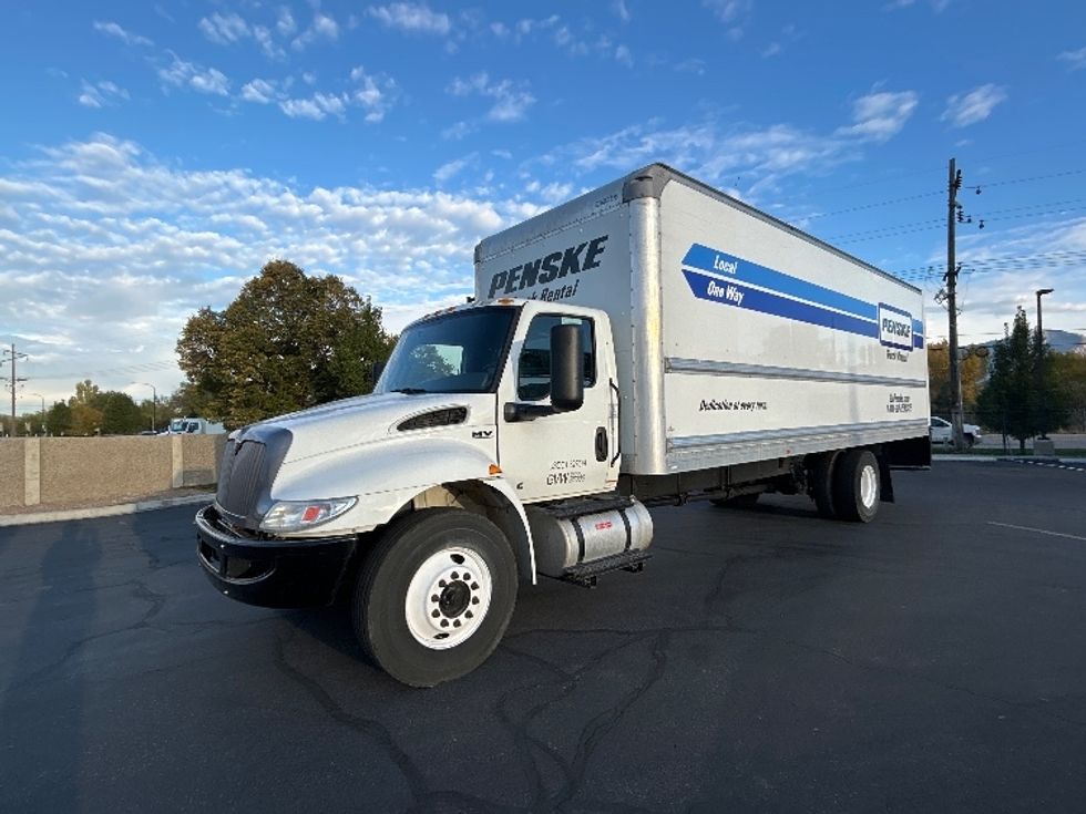 Medium Duty Box Truck-Light and Medium Duty Trucks-International-2022-MV607-Ogden-UT-228,067\n\t\tmiles-$ 45,000 - Image 3