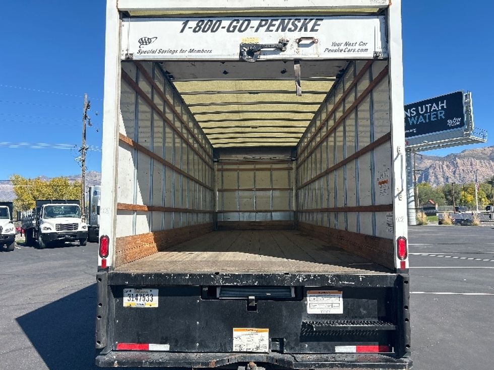 Medium Duty Box Truck-Light and Medium Duty Trucks-International-2022-MV607-Ogden-UT-228,067\n\t\tmiles-$ 45,000 - Image 8
