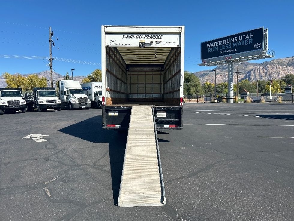 Medium Duty Box Truck-Light and Medium Duty Trucks-International-2022-MV607-Ogden-UT-228,067\n\t\tmiles-$ 45,000 - Image 9