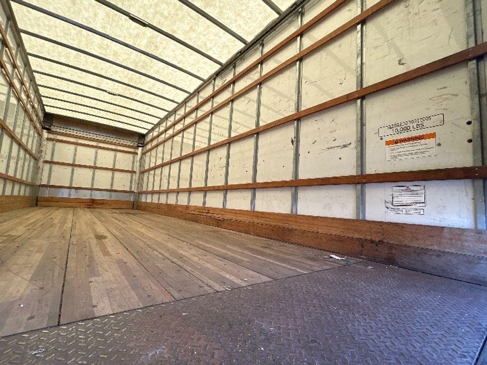 Medium Duty Box Truck-Light and Medium Duty Trucks-International-2022-MV607-Ogden-UT-231,456\n\t\tmiles-$ 44,500 - Image 12