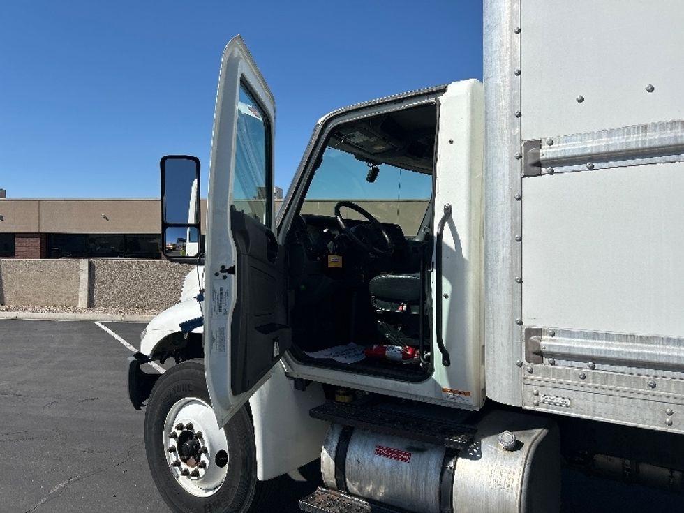 Medium Duty Box Truck-Light and Medium Duty Trucks-International-2022-MV607-Ogden-UT-231,456\n\t\tmiles-$ 44,500 - Image 16