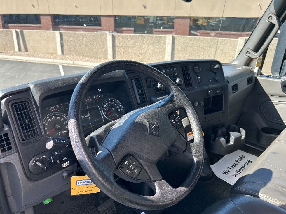Medium Duty Box Truck-Light and Medium Duty Trucks-International-2022-MV607-Ogden-UT-231,456\n\t\tmiles-$ 44,500 - Image 17