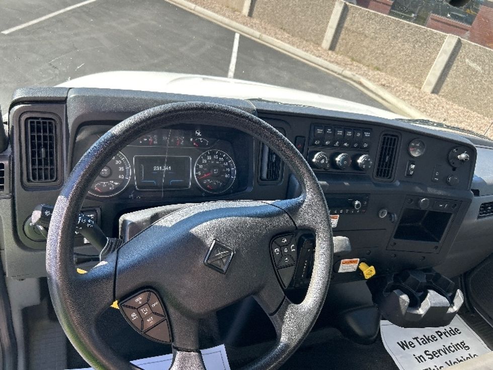 Medium Duty Box Truck-Light and Medium Duty Trucks-International-2022-MV607-Ogden-UT-231,456\n\t\tmiles-$ 44,500 - Image 18