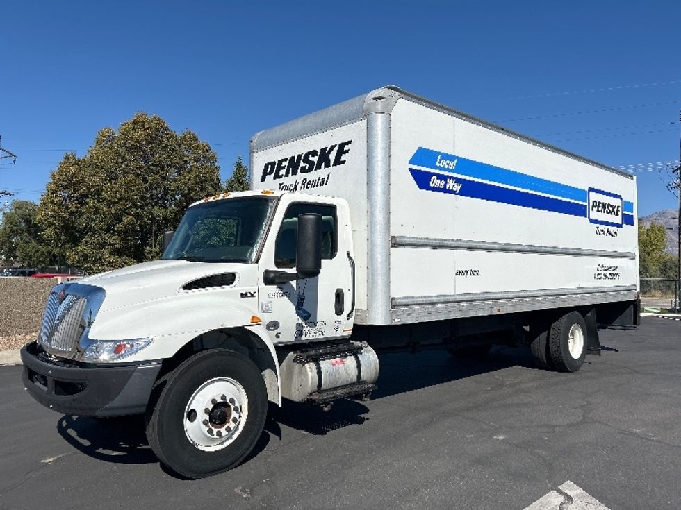 Medium Duty Box Truck-Light and Medium Duty Trucks-International-2022-MV607-Ogden-UT-231,456\n\t\tmiles-$ 44,500 - Image 3