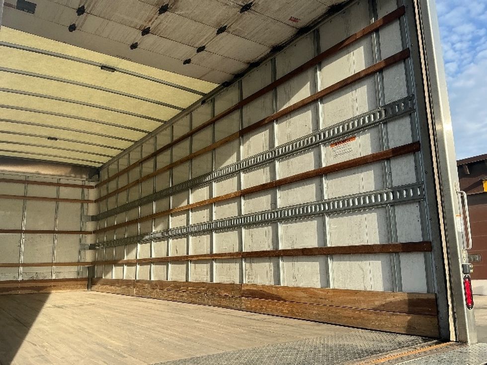 Medium Duty Box Truck-Light and Medium Duty Trucks-International-2022-MV607-Ogden-UT-98,350\n\t\tmiles-$ 68,000 - Image 12