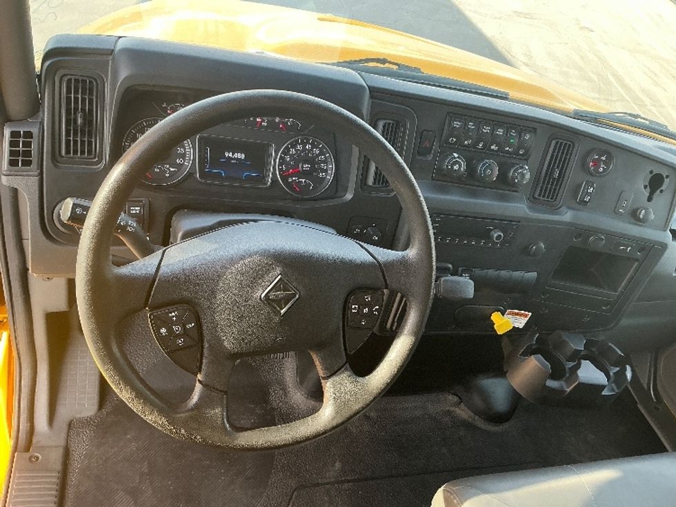 Medium Duty Box Truck-Light and Medium Duty Trucks-International-2022-MV607-Ogden-UT-98,350\n\t\tmiles-$ 68,000 - Image 18