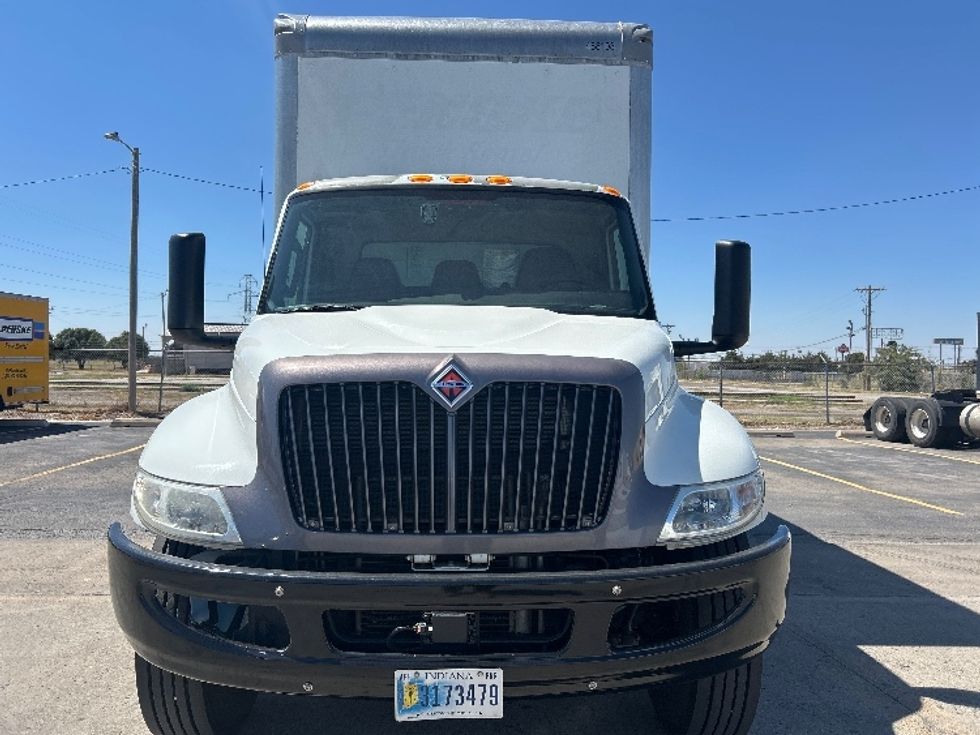 Medium Duty Box Truck-Light and Medium Duty Trucks-International-2022-MV607-Oklahoma City-OK-137,085\n\t\tmiles-$ 75,500 - Image 2