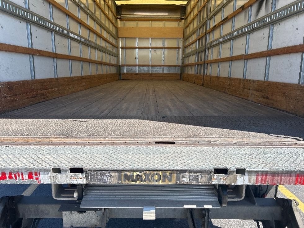 Medium Duty Box Truck-Light and Medium Duty Trucks-International-2022-MV607-Oklahoma City-OK-137,085\n\t\tmiles-$ 75,500 - Image 10