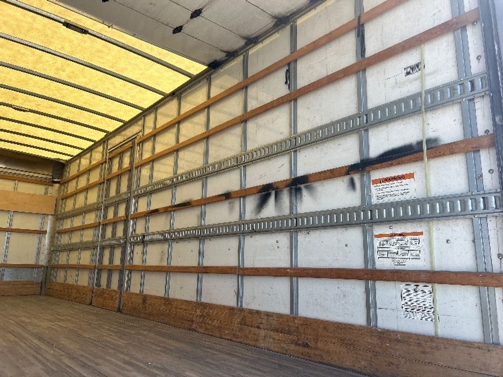 Medium Duty Box Truck-Light and Medium Duty Trucks-International-2022-MV607-Oklahoma City-OK-137,085\n\t\tmiles-$ 75,500 - Image 12
