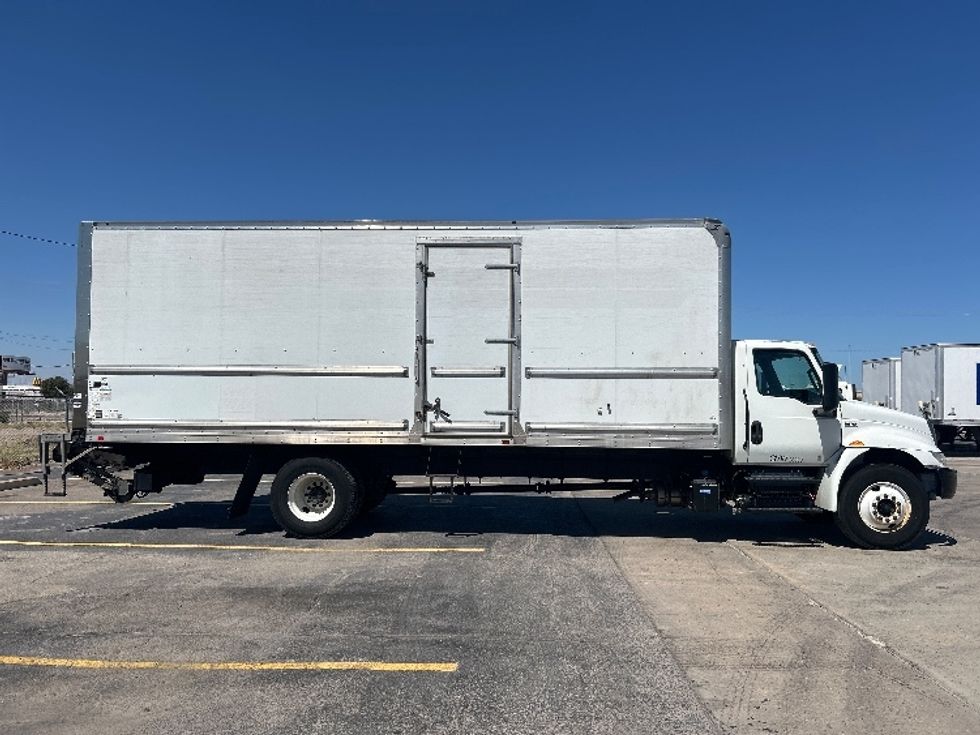 Medium Duty Box Truck-Light and Medium Duty Trucks-International-2022-MV607-Oklahoma City-OK-137,085\n\t\tmiles-$ 75,500 - Image 15