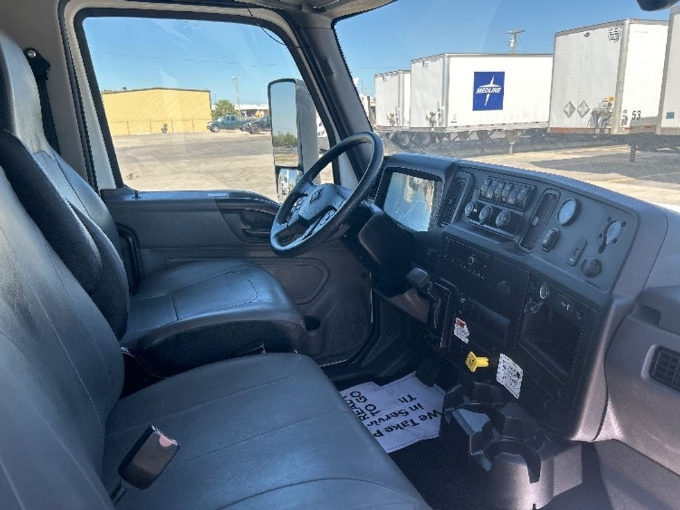 Medium Duty Box Truck-Light and Medium Duty Trucks-International-2022-MV607-Oklahoma City-OK-137,085\n\t\tmiles-$ 75,500 - Image 21