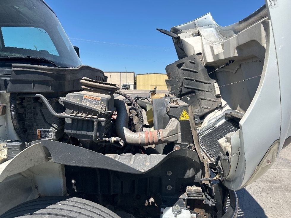 Medium Duty Box Truck-Light and Medium Duty Trucks-International-2022-MV607-Oklahoma City-OK-137,085\n\t\tmiles-$ 75,500 - Image 22