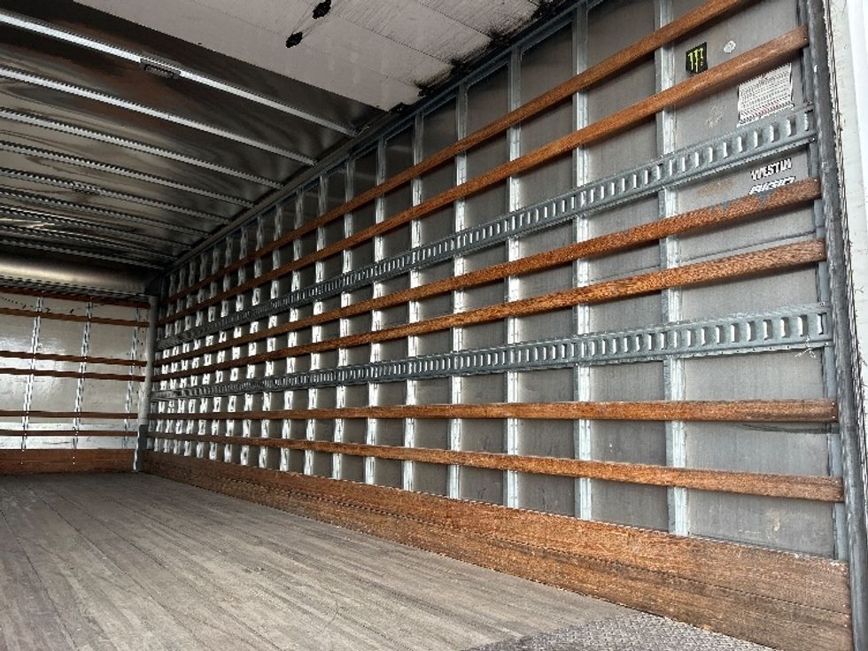 Medium Duty Box Truck-Light and Medium Duty Trucks-International-2022-MV607-Oklahoma City-OK-200,635\n\t\tmiles-$ 54,500 - Image 12