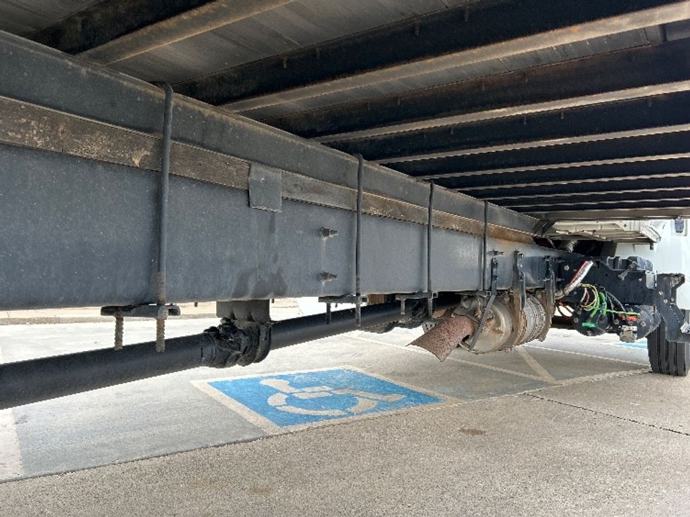 Medium Duty Box Truck-Light and Medium Duty Trucks-International-2022-MV607-Oklahoma City-OK-200,635\n\t\tmiles-$ 54,500 - Image 14