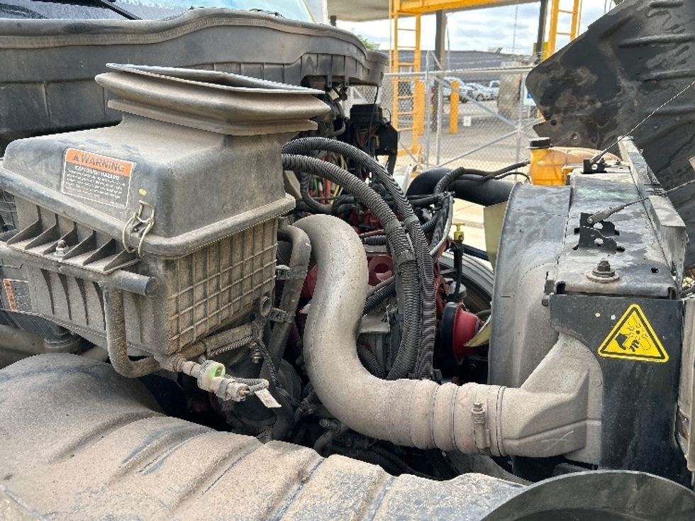 Medium Duty Box Truck-Light and Medium Duty Trucks-International-2022-MV607-Oklahoma City-OK-200,635\n\t\tmiles-$ 54,500 - Image 23