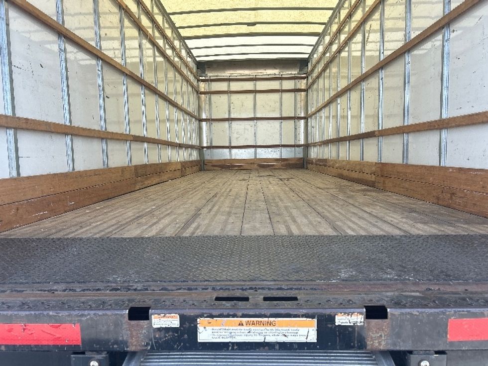 Medium Duty Box Truck-Light and Medium Duty Trucks-International-2022-MV607-Oklahoma City-OK-236,113\n\t\tmiles-$ 38,250 - Image 10