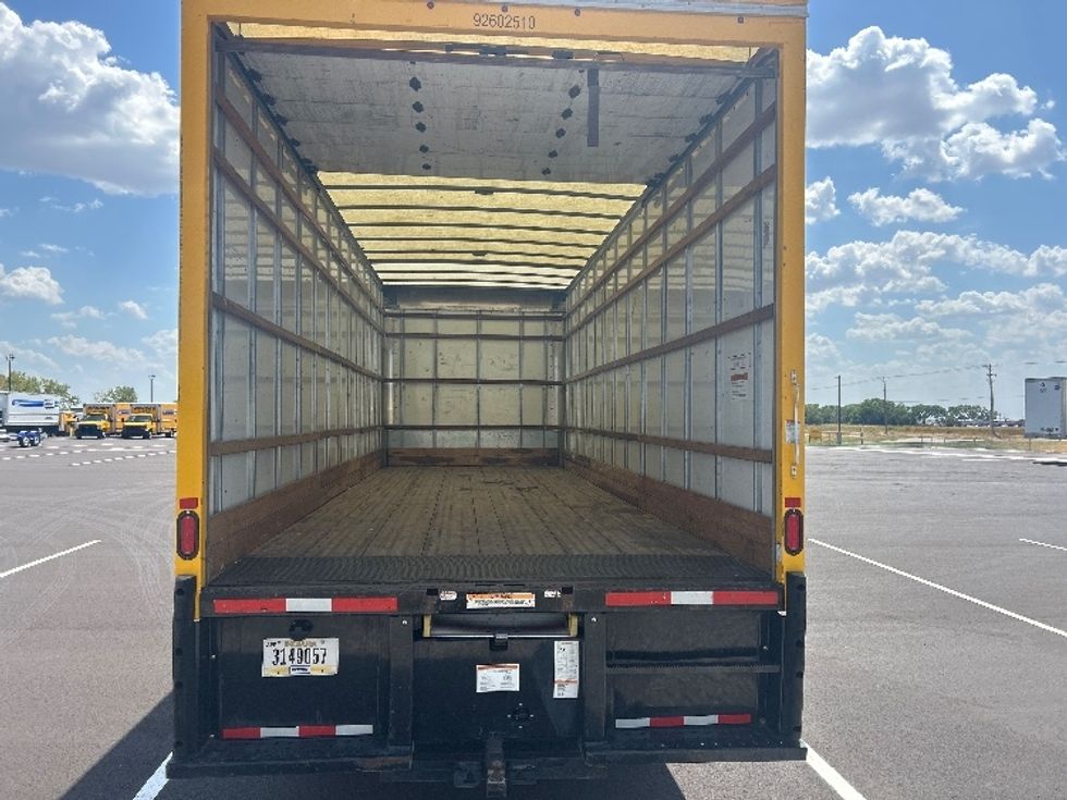 Medium Duty Box Truck-Light and Medium Duty Trucks-International-2022-MV607-Oklahoma City-OK-236,113\n\t\tmiles-$ 38,250 - Image 8