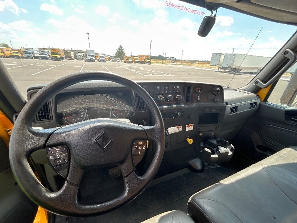 Medium Duty Box Truck-Light and Medium Duty Trucks-International-2022-MV607-Oklahoma City-OK-236,113\n\t\tmiles-$ 38,250 - Image 18