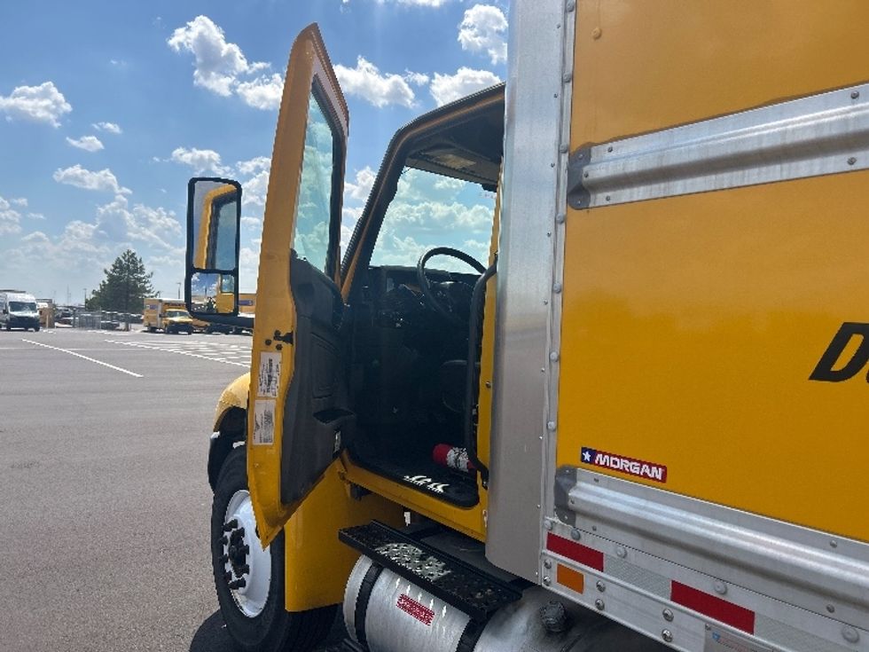 Medium Duty Box Truck-Light and Medium Duty Trucks-International-2022-MV607-Oklahoma City-OK-236,113\n\t\tmiles-$ 38,250 - Image 16