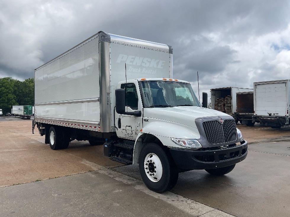 Medium Duty Box Truck-Light and Medium Duty Trucks-International-2022-MV607-Olive Branch-MS-117,779\n\t\tmiles-$ 71,000 - Image 1