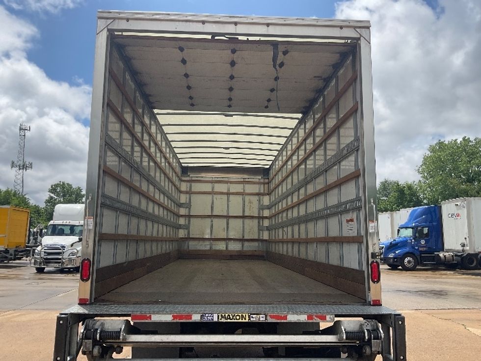 Medium Duty Box Truck-Light and Medium Duty Trucks-International-2022-MV607-Olive Branch-MS-117,779\n\t\tmiles-$ 71,000 - Image 8