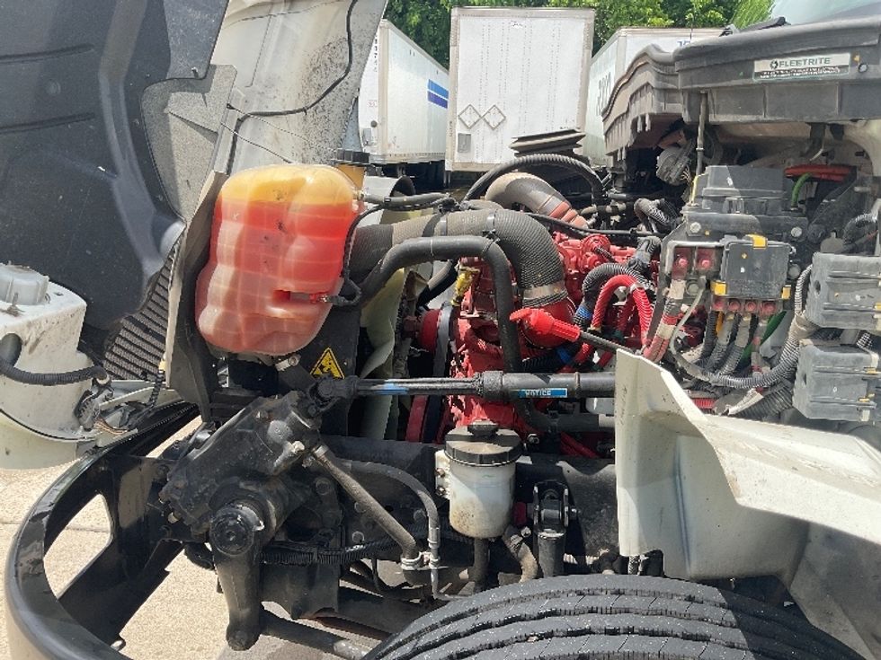 Medium Duty Box Truck-Light and Medium Duty Trucks-International-2022-MV607-Olive Branch-MS-117,779\n\t\tmiles-$ 71,000 - Image 24
