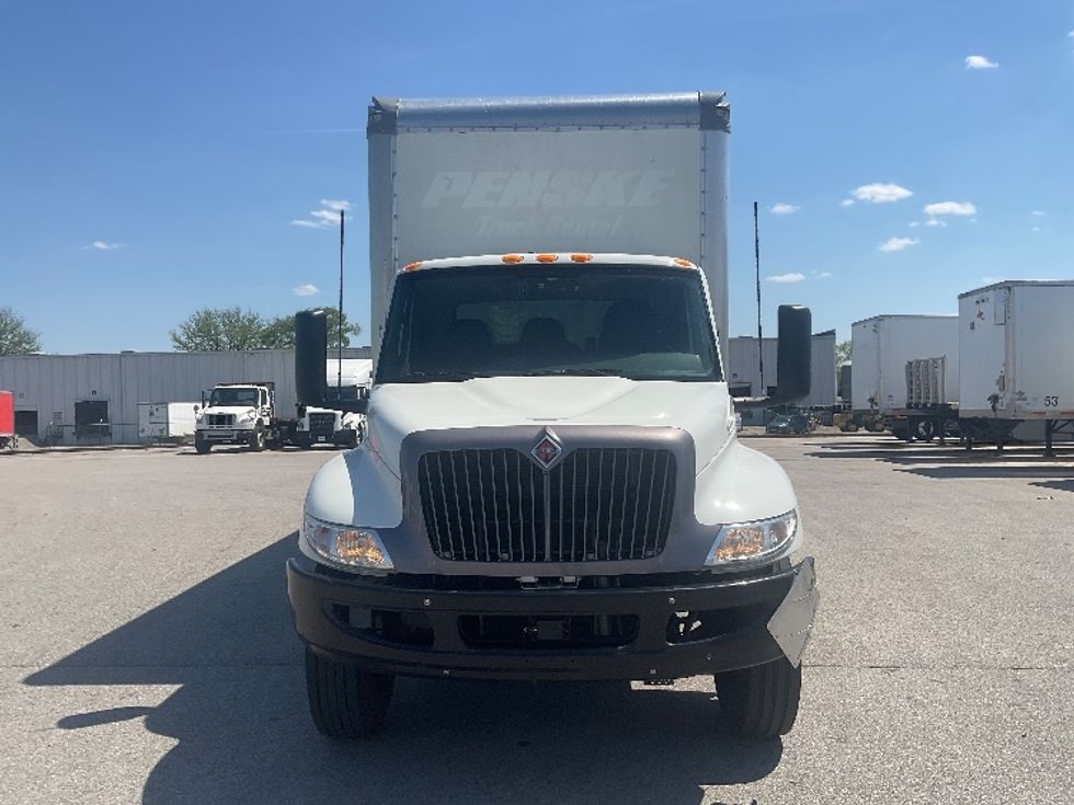 Medium Duty Box Truck-Light and Medium Duty Trucks-International-2022-MV607-Olive Branch-MS-138,565\n\t\tmiles-$ 65,250 - Image 2