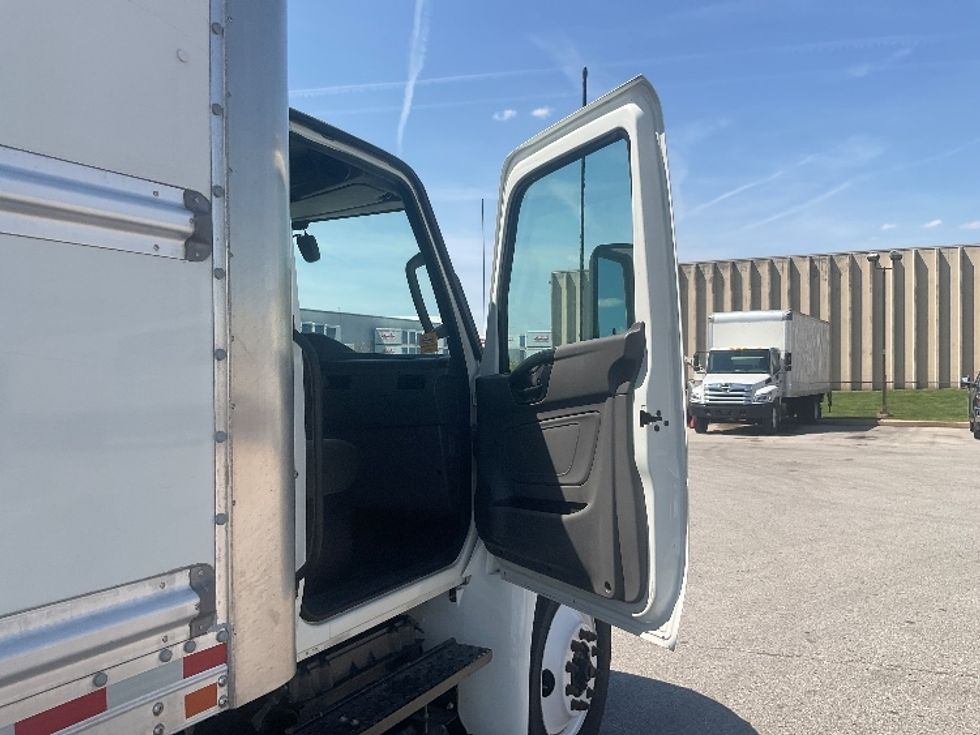 Medium Duty Box Truck-Light and Medium Duty Trucks-International-2022-MV607-Olive Branch-MS-138,565\n\t\tmiles-$ 65,250 - Image 19