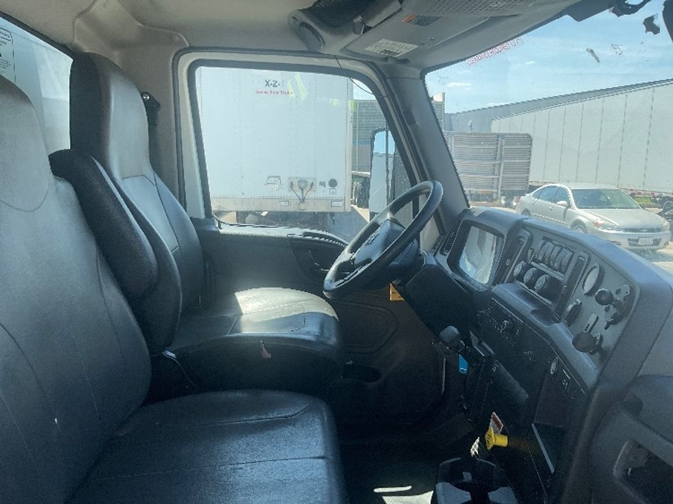 Medium Duty Box Truck-Light and Medium Duty Trucks-International-2022-MV607-Olive Branch-MS-138,565\n\t\tmiles-$ 65,250 - Image 22