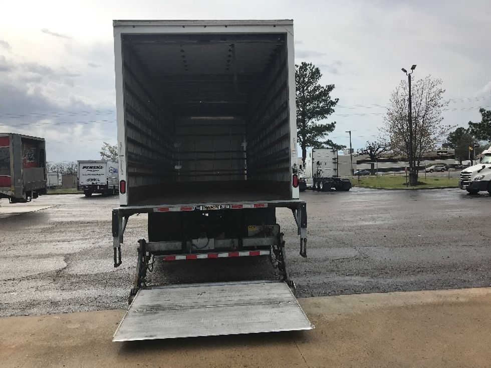 Medium Duty Box Truck-Light and Medium Duty Trucks-International-2022-MV607-Olive Branch-MS-146,580\n\t\tmiles-$ 66,750 - Image 9