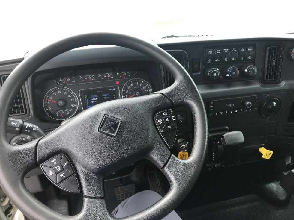 Medium Duty Box Truck-Light and Medium Duty Trucks-International-2022-MV607-Olive Branch-MS-146,580\n\t\tmiles-$ 66,750 - Image 18