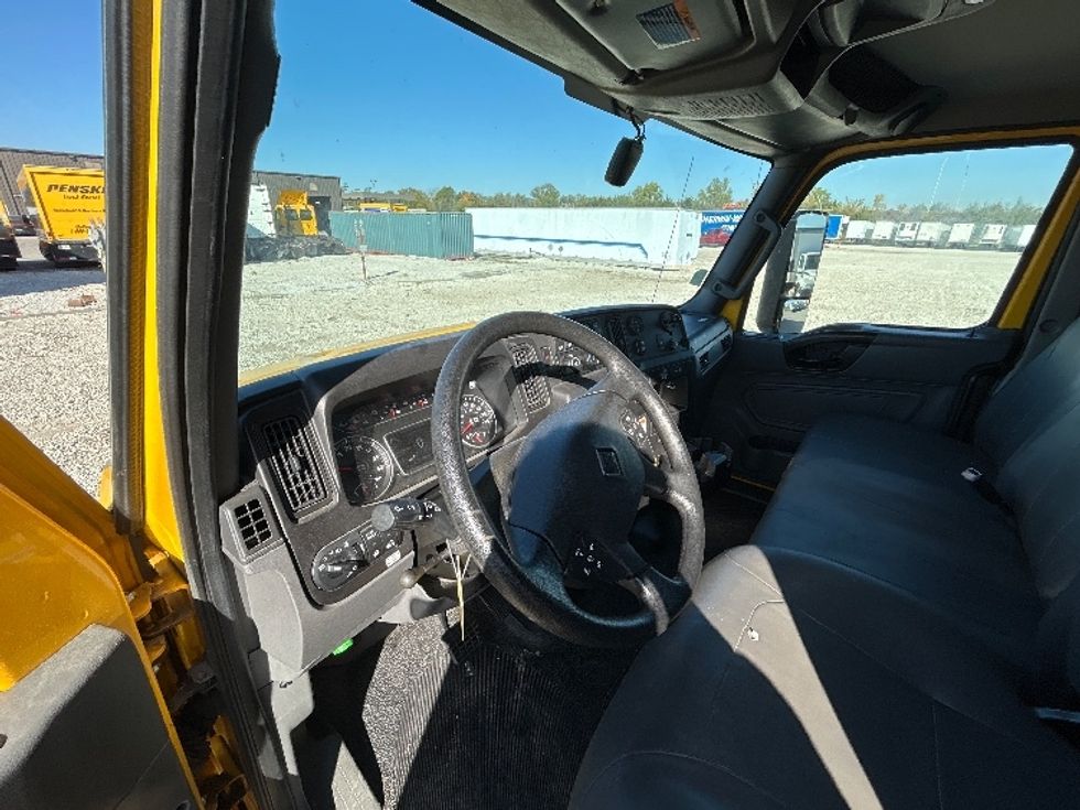 Medium Duty Box Truck-Light and Medium Duty Trucks-International-2022-MV607-Omaha-NE-204,482\n\t\tmiles-$ 44,250 - Image 16