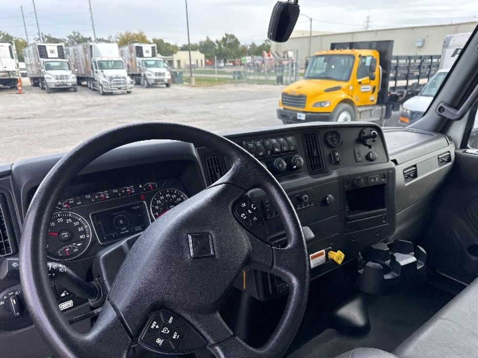 Medium Duty Box Truck-Light and Medium Duty Trucks-International-2022-MV607-Omaha-NE-214,953\n\t\tmiles-$ 47,500 - Image 18