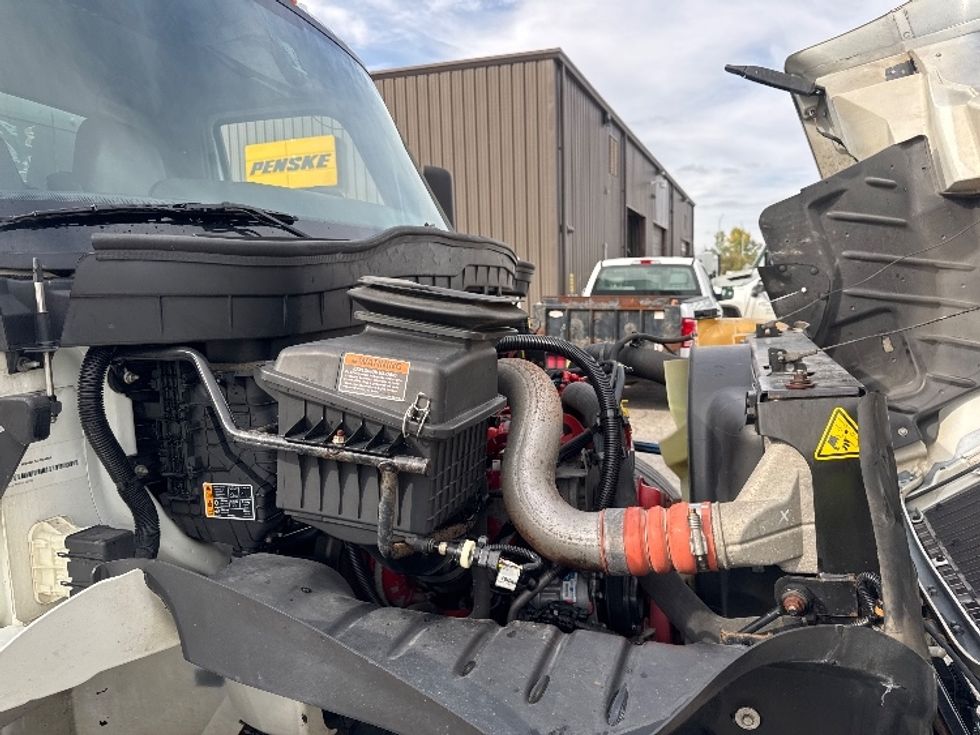 Medium Duty Box Truck-Light and Medium Duty Trucks-International-2022-MV607-Omaha-NE-214,953\n\t\tmiles-$ 47,500 - Image 23