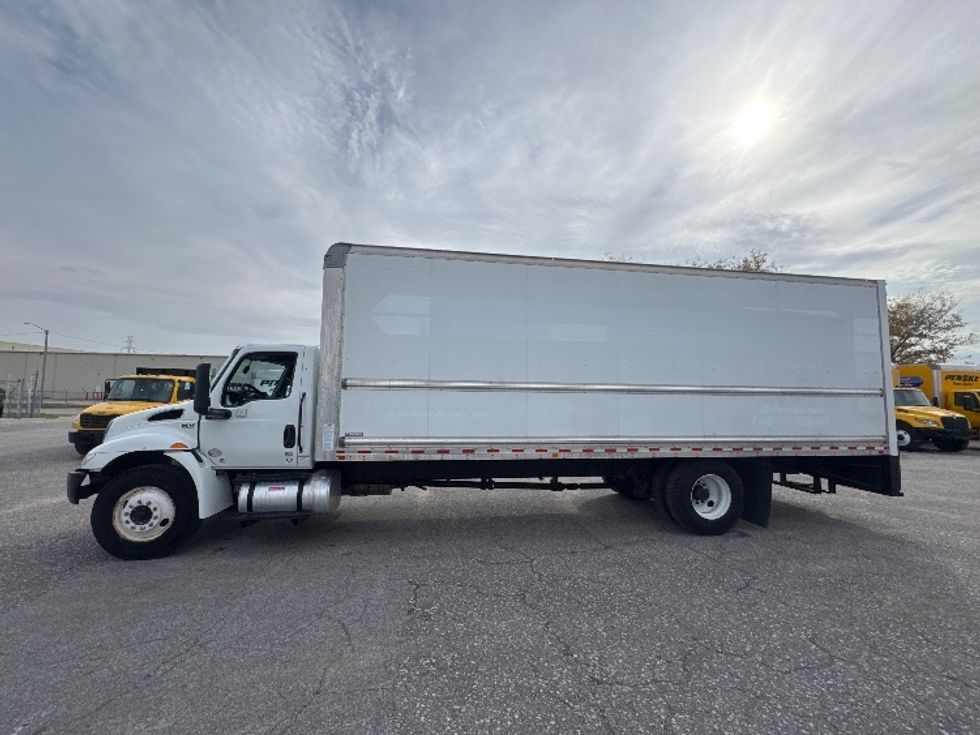 Medium Duty Box Truck-Light and Medium Duty Trucks-International-2022-MV607-Omaha-NE-214,953\n\t\tmiles-$ 47,500 - Image 4