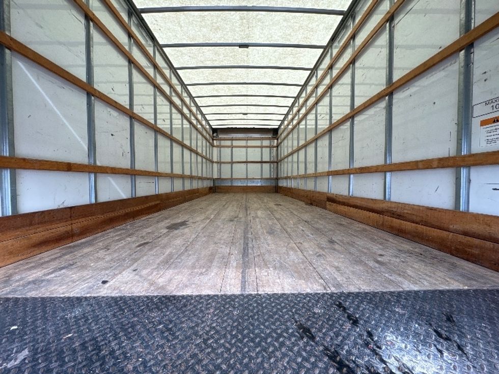 Medium Duty Box Truck-Light and Medium Duty Trucks-International-2022-MV607-Omaha-NE-214,953\n\t\tmiles-$ 47,500 - Image 8