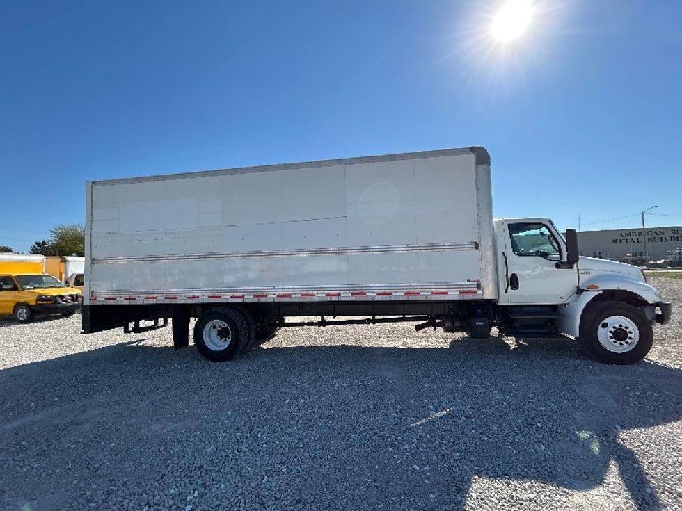 Medium Duty Box Truck-Light and Medium Duty Trucks-International-2022-MV607-Omaha-NE-218,461\n\t\tmiles-$ 46,750 - Image 14