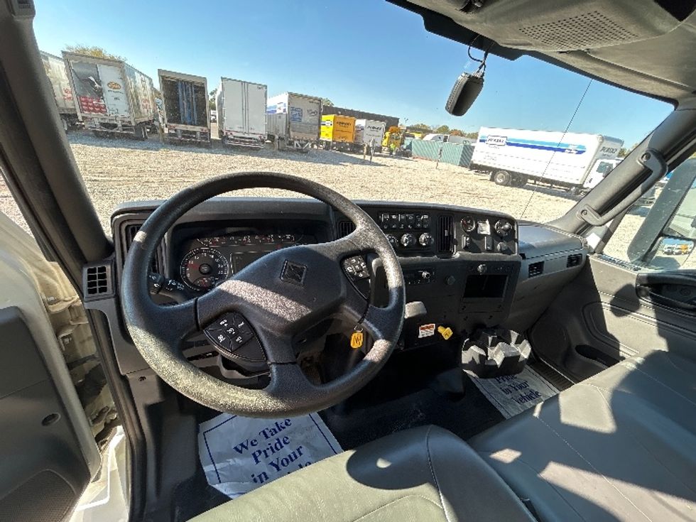 Medium Duty Box Truck-Light and Medium Duty Trucks-International-2022-MV607-Omaha-NE-218,461\n\t\tmiles-$ 46,750 - Image 17