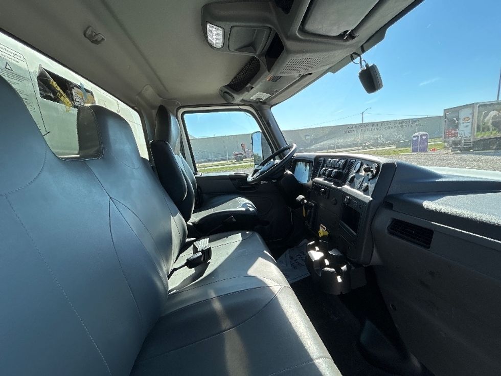 Medium Duty Box Truck-Light and Medium Duty Trucks-International-2022-MV607-Omaha-NE-218,461\n\t\tmiles-$ 46,750 - Image 21