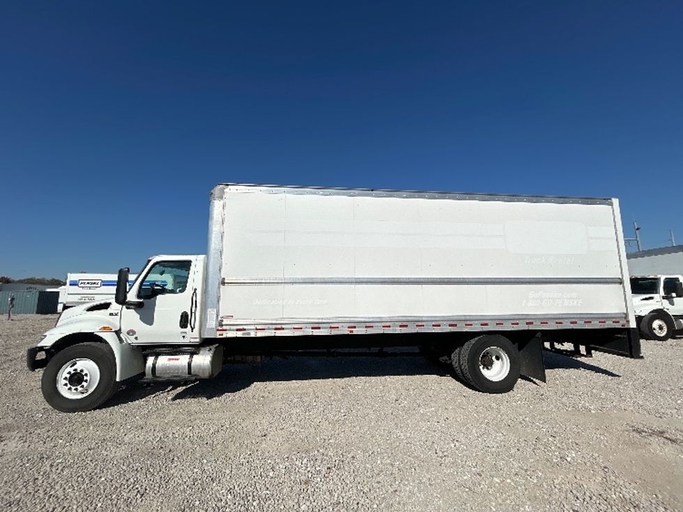 Medium Duty Box Truck-Light and Medium Duty Trucks-International-2022-MV607-Omaha-NE-218,461\n\t\tmiles-$ 46,750 - Image 4