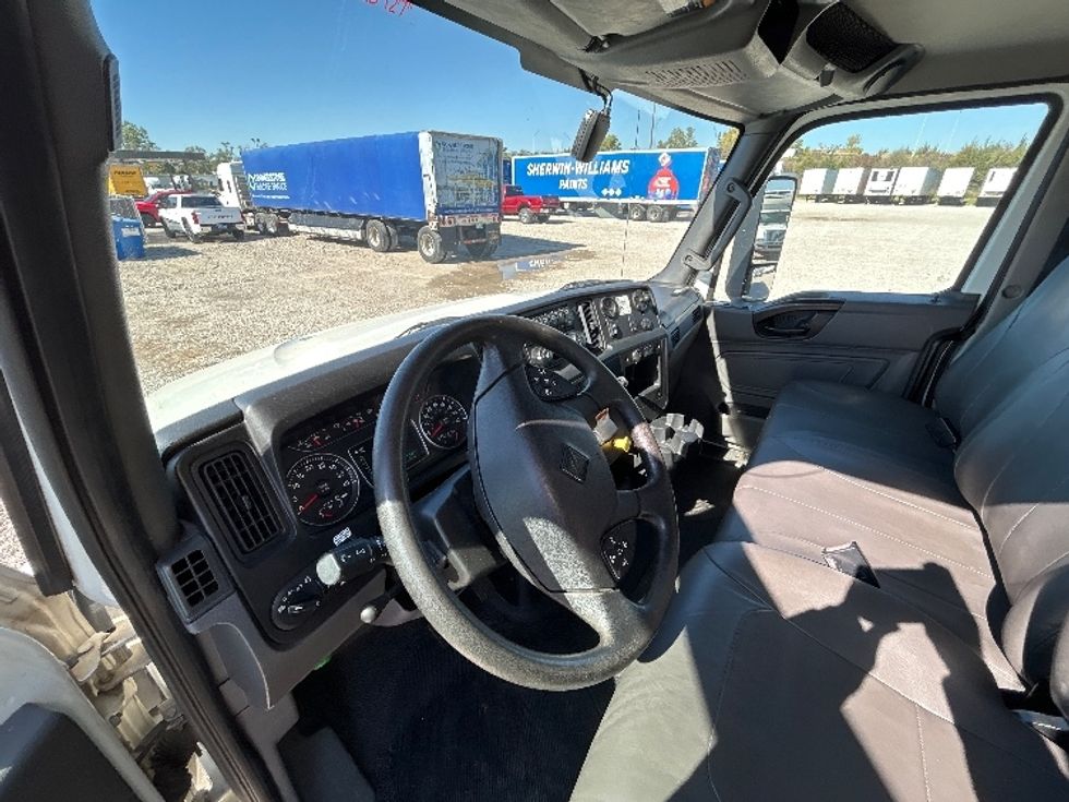Medium Duty Box Truck-Light and Medium Duty Trucks-International-2022-MV607-Omaha-NE-228,957\n\t\tmiles-$ 45,000 - Image 16