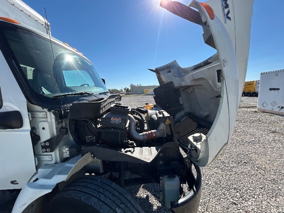Medium Duty Box Truck-Light and Medium Duty Trucks-International-2022-MV607-Omaha-NE-228,957\n\t\tmiles-$ 45,000 - Image 22