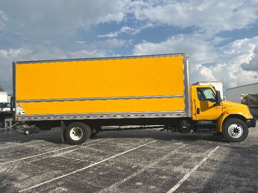 Medium Duty Box Truck-Light and Medium Duty Trucks-International-2022-MV607-Orlando-FL-136,366\n\t\tmiles-$ 69,750 - Image 15